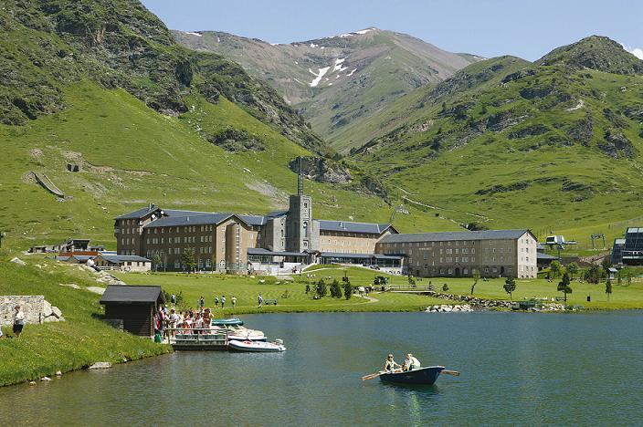 Apartaments Fontalba Queralbs Exteriör bild